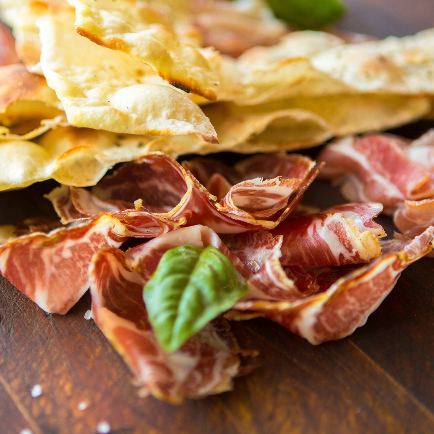 Prosciutto crudo stagionato pelatello tartufo CBG
