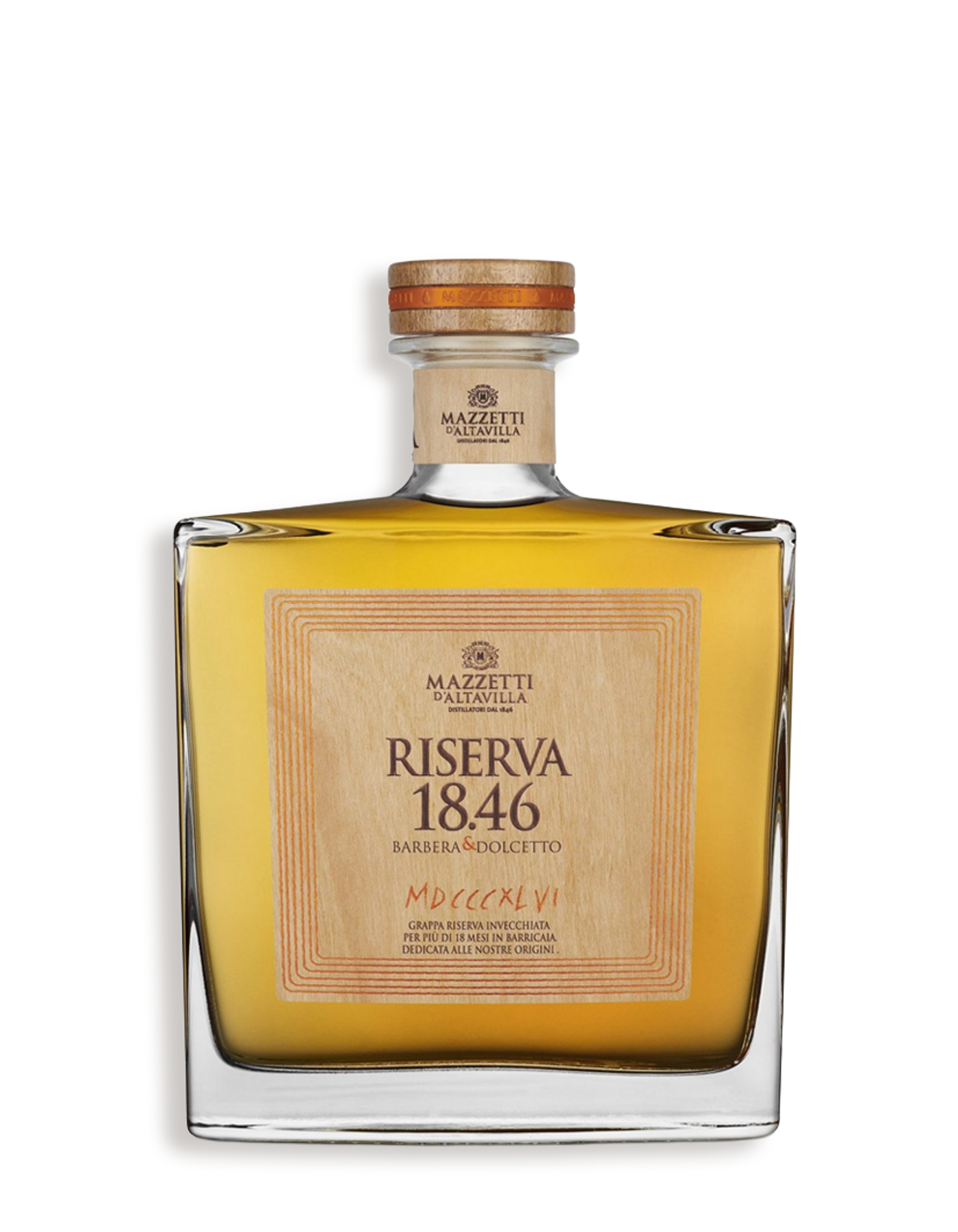 Grappa riserva 18.46 en caja de madera