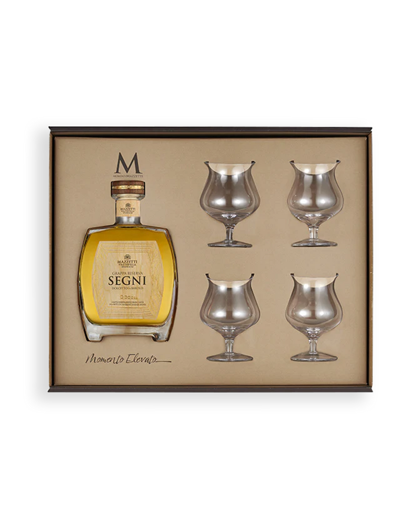 Momento elevato grappa segni amb 4 copes.