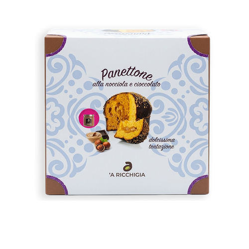 Panettone a la avellana con vaso de crema de avellana
